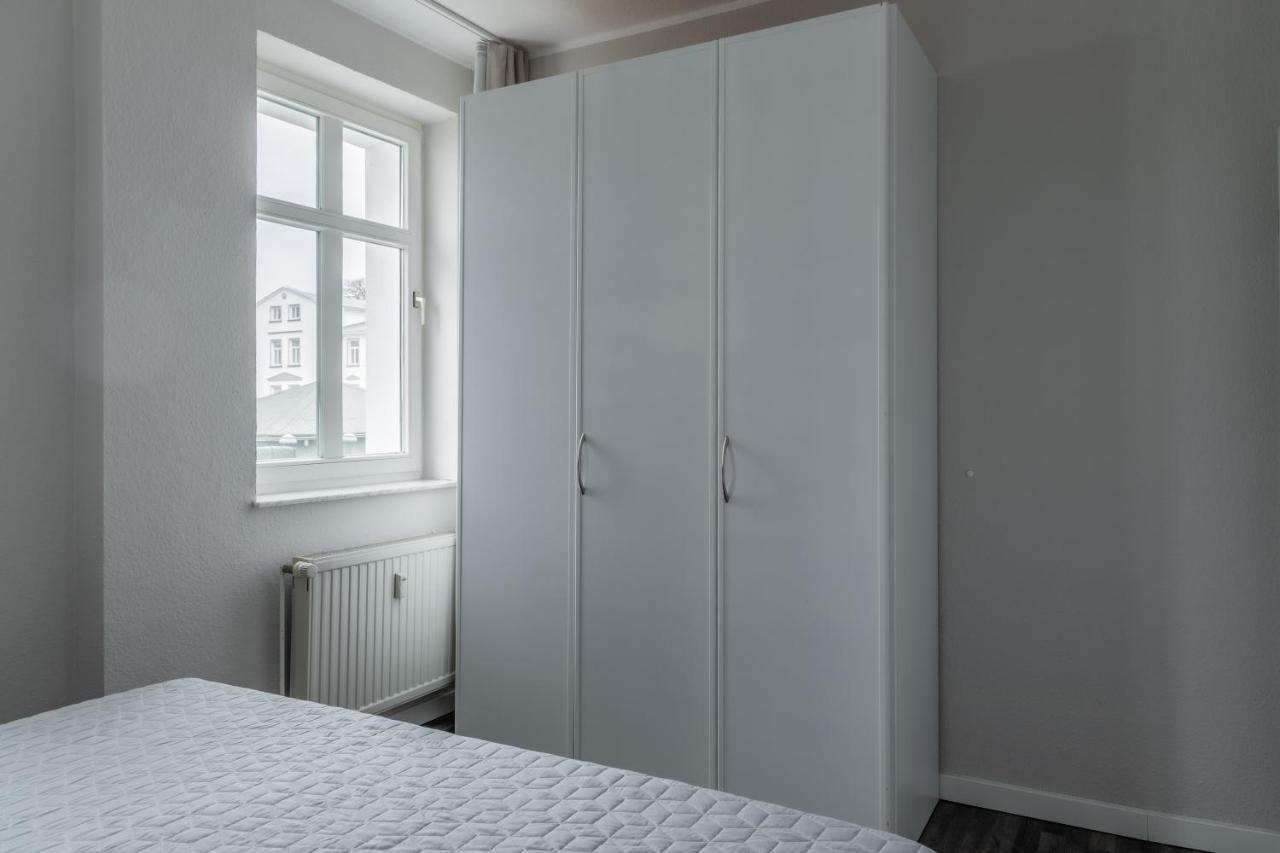 Strandnahe 2-Raum-Ferienwohnung Im Zentrum - Residenz Strandeck Fewo 02 Goehren  Luaran gambar