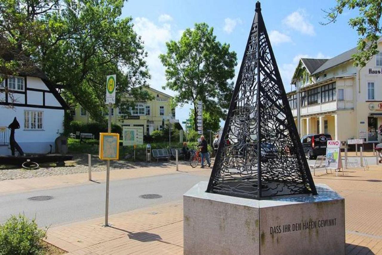 Strandnahe 2-Raum-Ferienwohnung Im Zentrum - Residenz Strandeck Fewo 02 Goehren  Luaran gambar